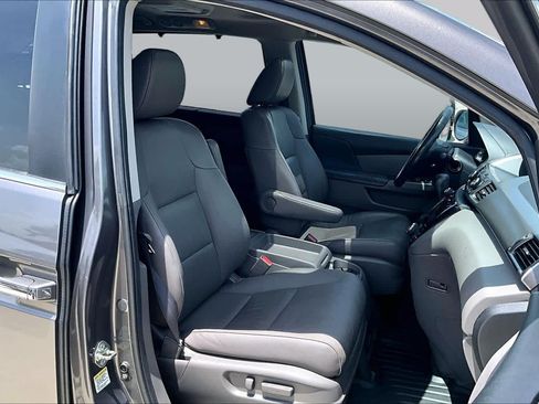 Used 2015 Honda Odyssey EX-L image 9