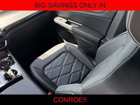 Used 2026 Volkswagen Atlas Cross Sport SE FWD image 27