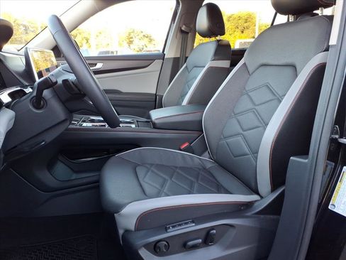 Certified 2024 Volkswagen Atlas Peak Edition SEL image 14