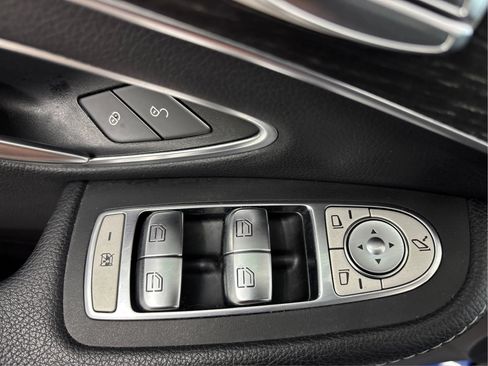 Used 2020 Mercedes-Benz C 300 4MATIC Sedan image 41