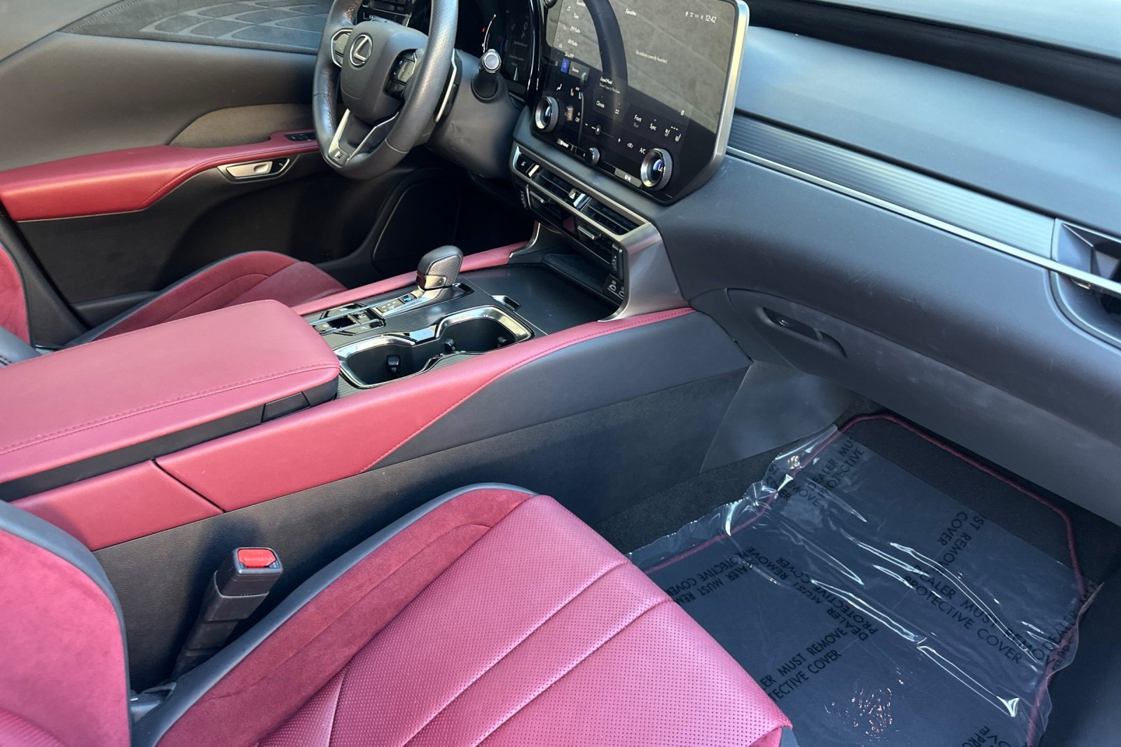 Used 2023 Lexus RX 500h F Sport AWD/4WD image 33