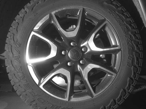 Used 2025 Jeep Compass Trailhawk image 15