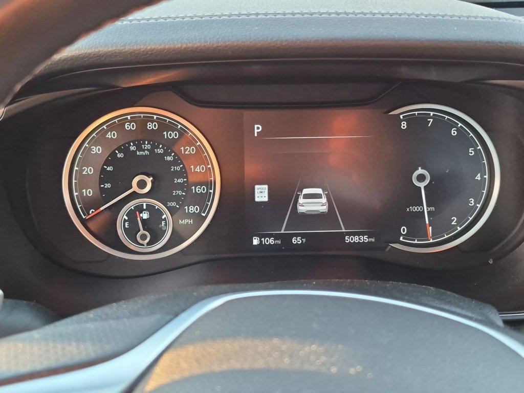 Used 2024 Genesis G70 2.5T AWD/4WD image 12