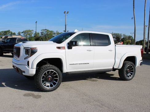 Used 2022 GMC Sierra 1500 AT4 w/ AT4 Premium Package AWD/4WD image 5