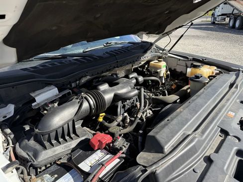 Used 2017 Ford F550 2WD Regular Cab Super Duty w/ Snow Plow Prep Package image 18