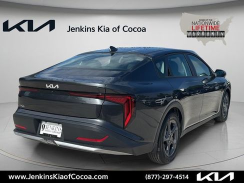 New 2026 Kia K4 FWD image 5