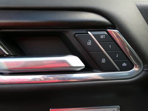 Certified 2025 GMC Sierra 1500 Denali RWD image 27