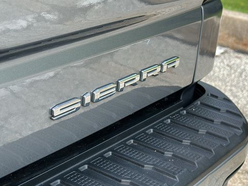 Used 2019 GMC Sierra 1500 Denali w/ Denali Ultimate Package AWD/4WD image 10