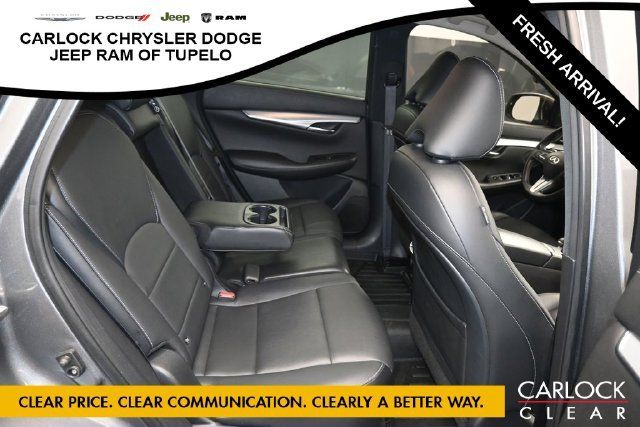 Used 2019 INFINITI QX50 Luxe w/ Navigation Package AWD/4WD image 36