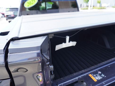 Used 2025 GMC Sierra 1500 Denali Ultimate AWD/4WD image 14