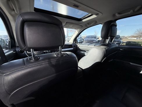 Used 2017 Jeep Compass High Altitude image 24