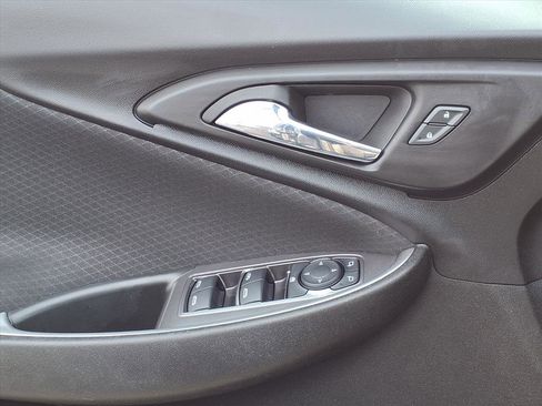 Used 2023 Chevrolet Malibu LT image 18