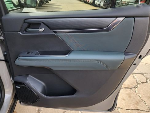 New 2026 GMC Acadia AT4 w/ Luxury Package image 44