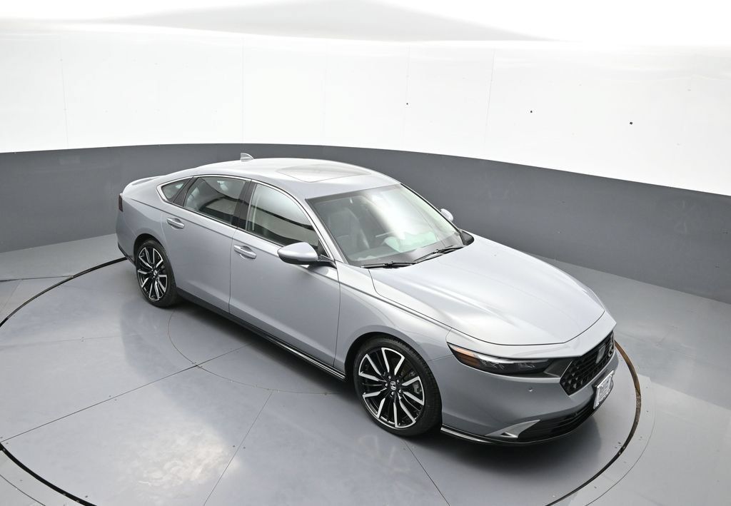Used 2023 Honda Accord Touring image 35