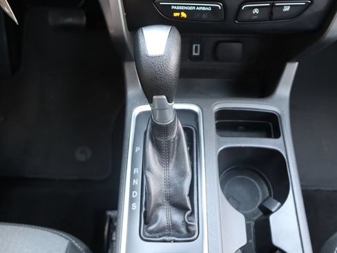 Used 2017 Ford Escape SE AWD/4WD image 37
