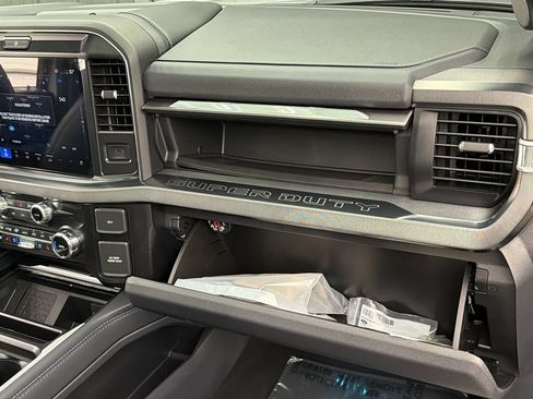 Used 2026 Ford F450 Platinum AWD/4WD image 41