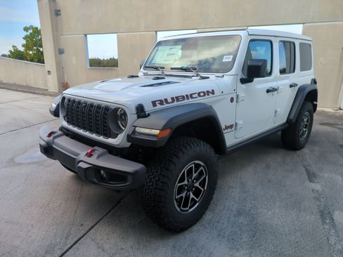 New 2026 Jeep Wrangler Unlimited Rubicon w/ Safety Group image 9