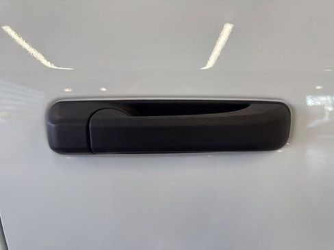 Used 2024 RAM 2500 Big Horn image 24