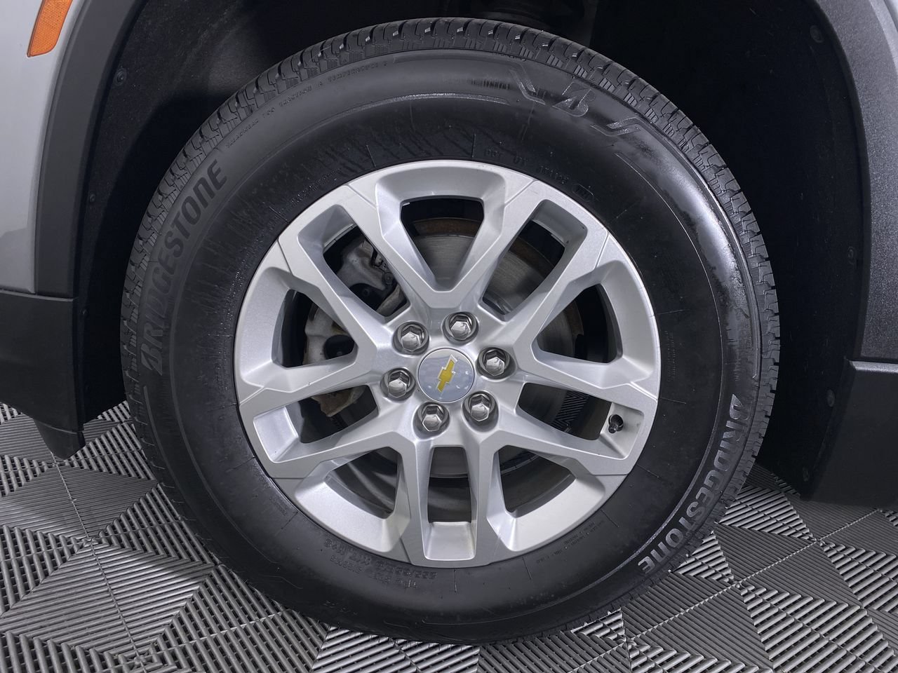 Certified 2023 Chevrolet Traverse LS w/ Safety Package AWD/4WD image 14