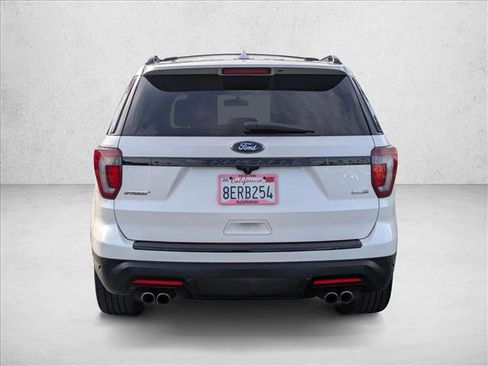 Used 2018 Ford Explorer Sport image 7