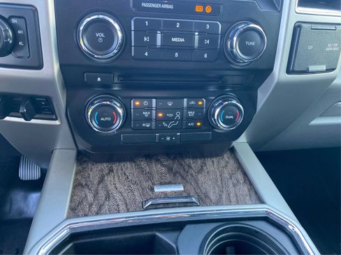 Used 2018 Ford F350 Lariat AWD/4WD image 18