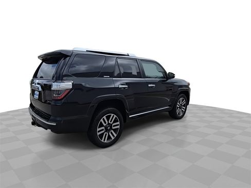 Used 2015 Toyota 4Runner Limited image 8
