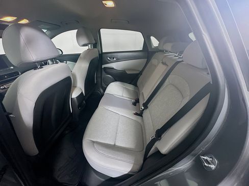 Used 2023 Hyundai Kona SE w/ Cargo Package image 28