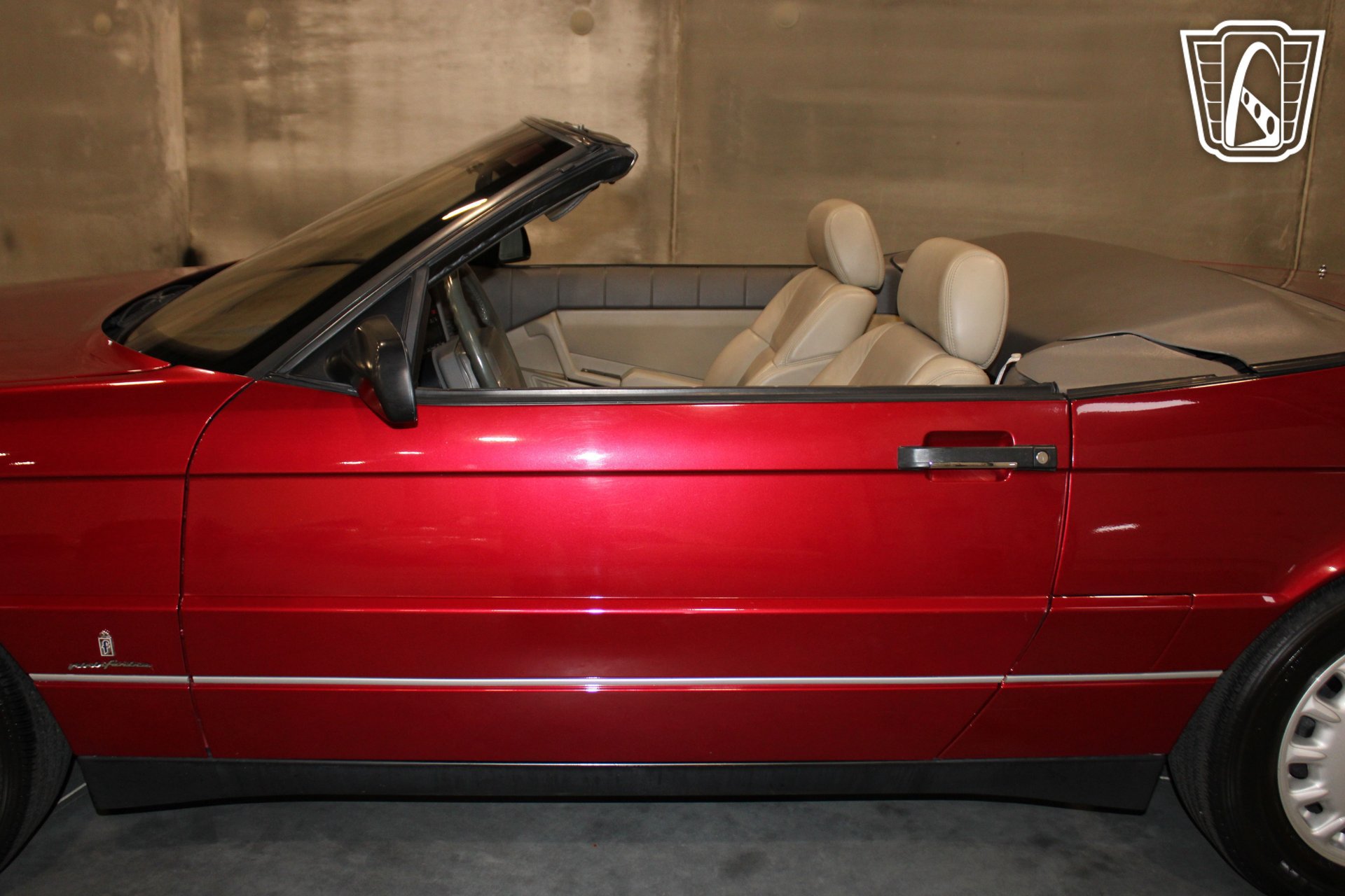 Used 1993 Cadillac Allante FWD image 27
