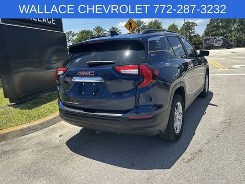 Certified 2022 GMC Terrain SLE w/ Driver Convenience Package FWD image 6