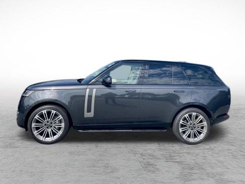 Used 2024 Land Rover Range Rover SE AWD/4WD image 8