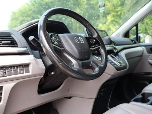 Used 2019 Honda Odyssey EX-L image 12