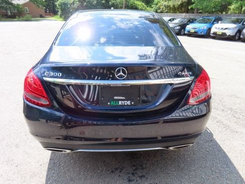 Used 2018 Mercedes-Benz C 300 4MATIC Sedan image 7
