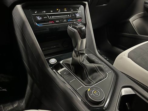 New 2026 Volkswagen Taos SE AWD/4WD image 15