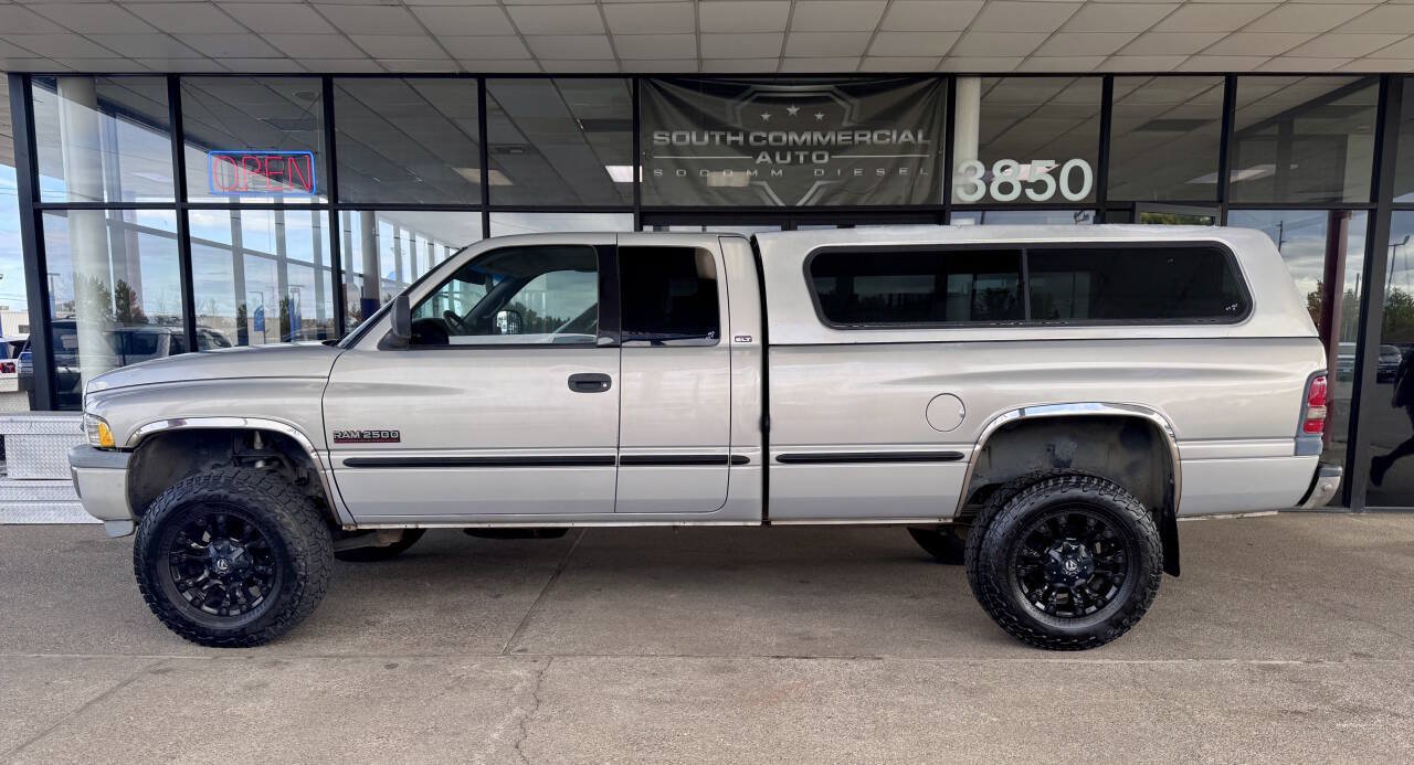 Used 1999 Dodge Ram 2500 Truck 4x4 Quad Cab image 2