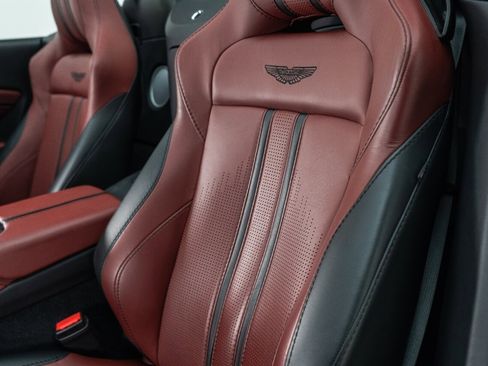 Used 2021 Aston Martin V8 Vantage Roadster RWD image 23
