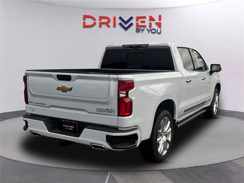 New 2026 Chevrolet Silverado 1500 High Country AWD/4WD image 4