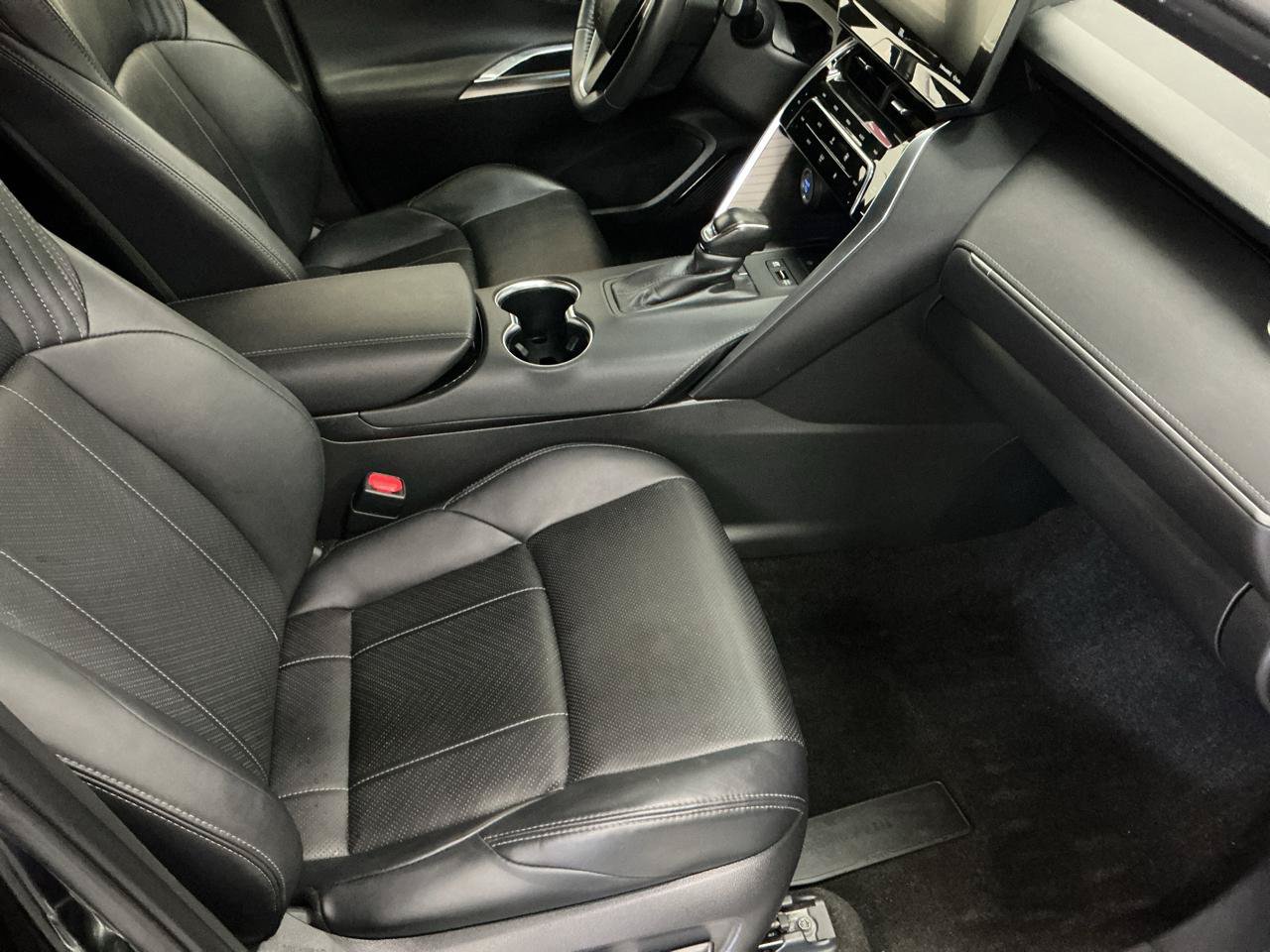Used 2021 Toyota Venza XLE w/ Softex Package AWD/4WD image 12