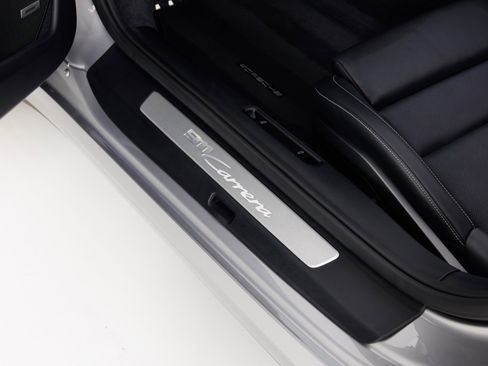 Used 2022 Porsche 911 Carrera image 34