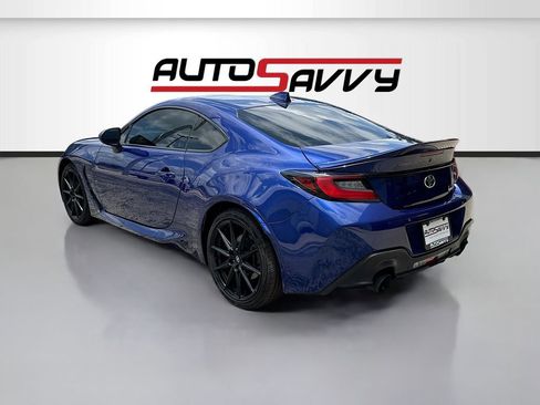 Used 2024 Toyota GR86 Premium RWD image 5