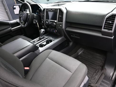 Used 2020 Ford F150 XLT w/ Equipment Group 302A Luxury AWD/4WD image 39