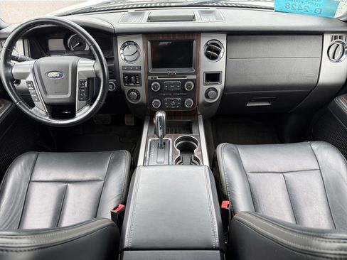 Used 2017 Ford Expedition EL Platinum AWD/4WD image 10
