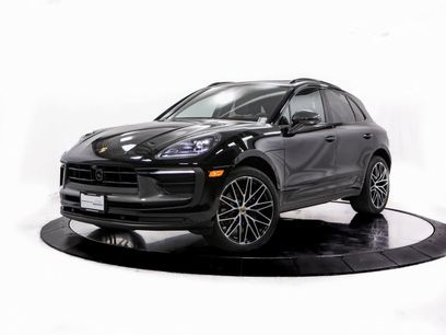 Certified 2025 Porsche Macan Turbo