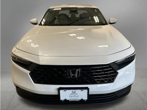 Used 2023 Honda Accord LX image 10