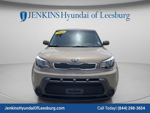 Used 2016 Kia Soul w/ Convenience Package FWD image 12