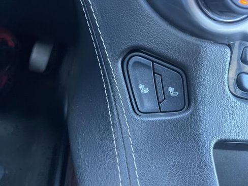 Used 2018 Chevrolet Suburban LT image 29