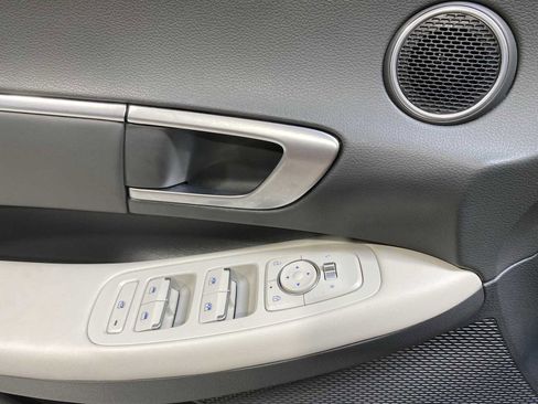 Used 2022 Hyundai Sonata SEL w/ Preferred Accessory Package image 23