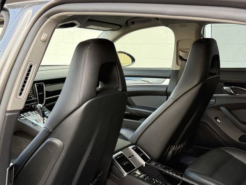 Used 2015 Porsche Panamera 4S image 21