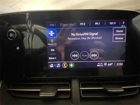 Used 2025 Chevrolet Trax RS image 16