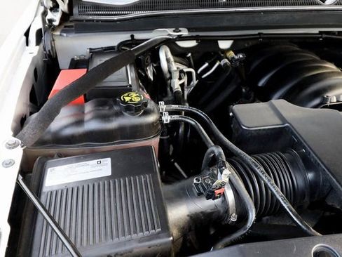 Used 2019 Chevrolet Tahoe Premier AWD/4WD image 33