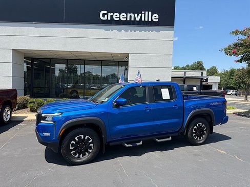 Used 2024 Nissan Frontier Pro-X RWD image 2